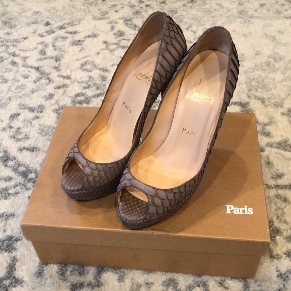 Louboutin Banana 140 Python Talco